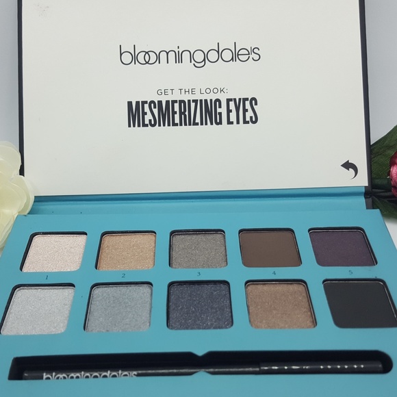 eyeshadows+highlighters 2 palettes Bloomingdales - Picture 5 of 8